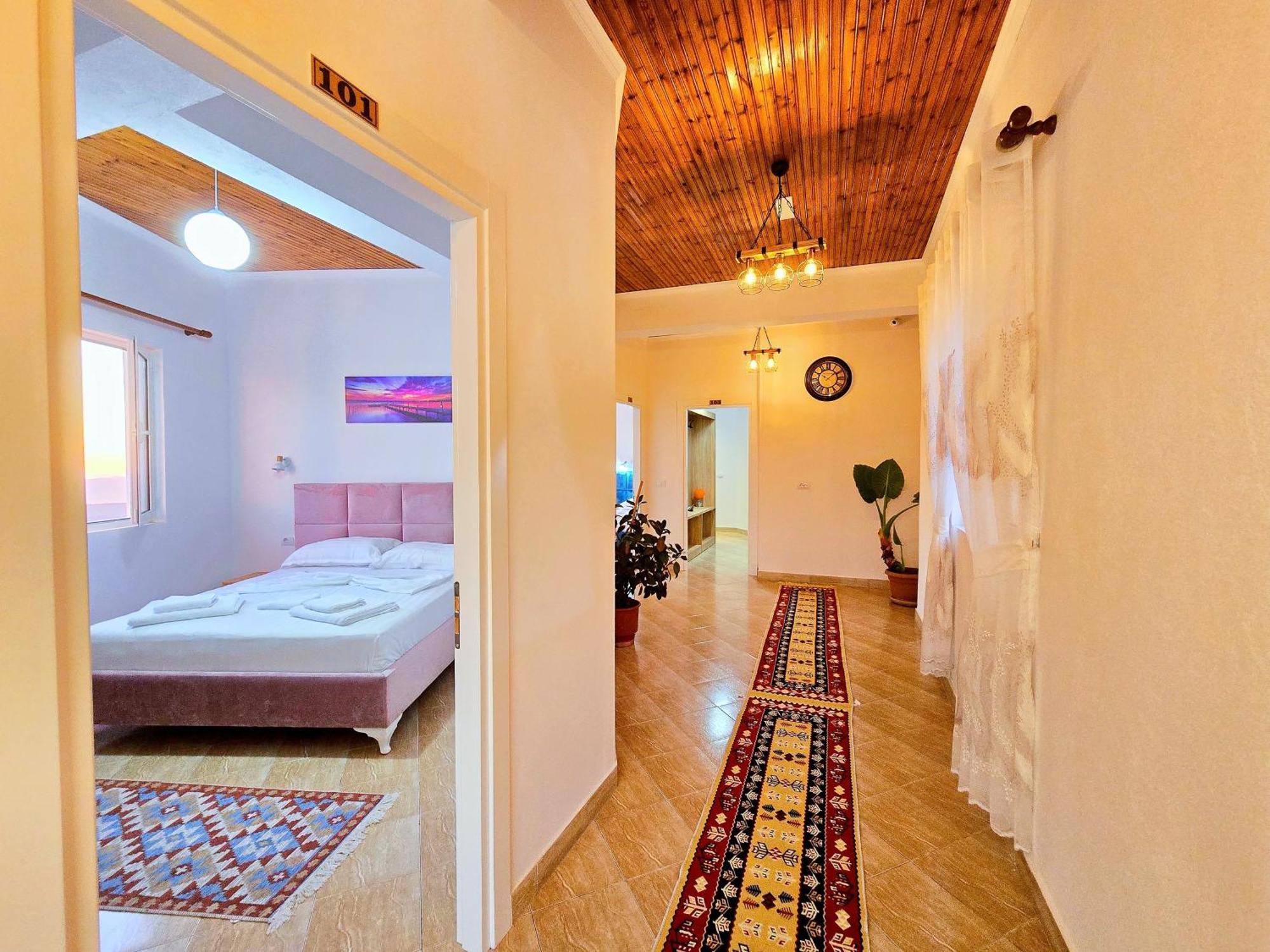 Enma Rooms Kruje Ngoại thất bức ảnh